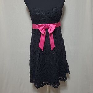 Betsey Johnson Dress Sz 4 Black Pink Fit & Flare Strapless Embroidered Lace